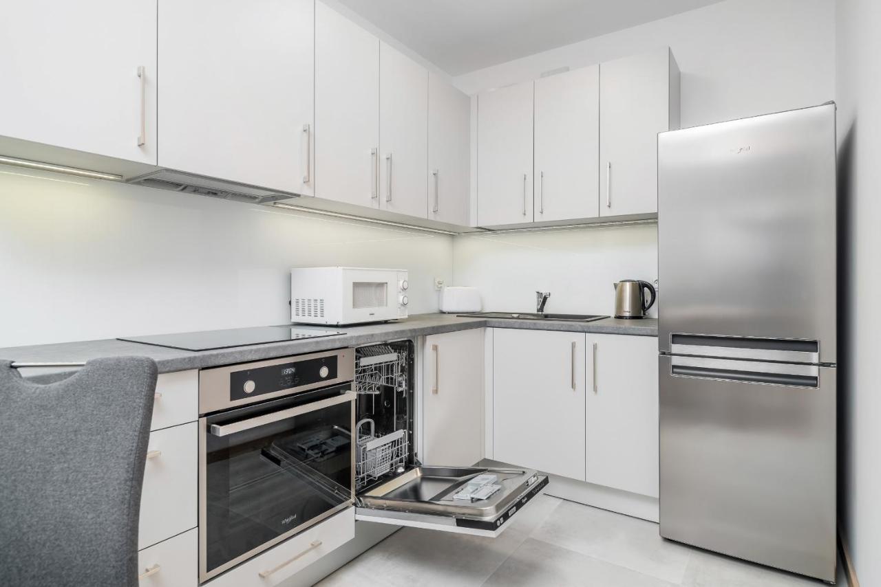 Wroclaw Rose Apartments By Noclegi Renters מראה חיצוני תמונה