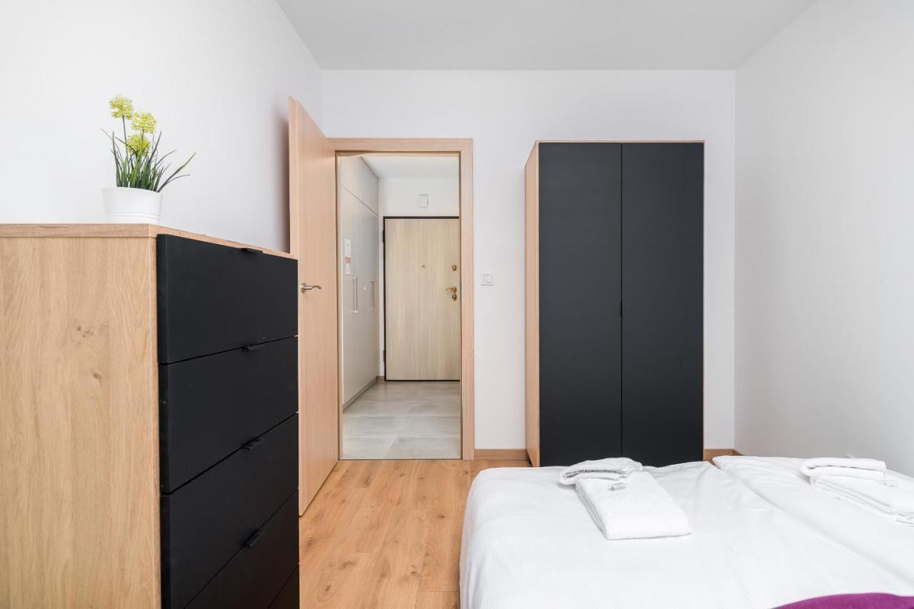 Wroclaw Rose Apartments By Noclegi Renters מראה חיצוני תמונה